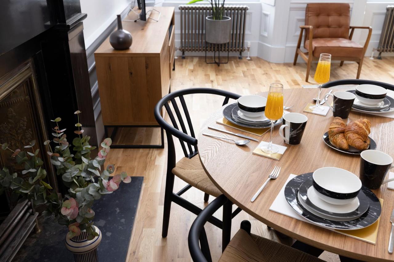 Dragon Suites Luxury Serviced Apartments At Alva Street 에든버러 외부 사진