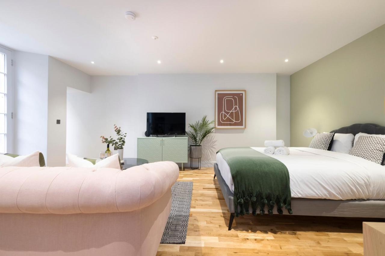 Dragon Suites Luxury Serviced Apartments At Alva Street 에든버러 외부 사진