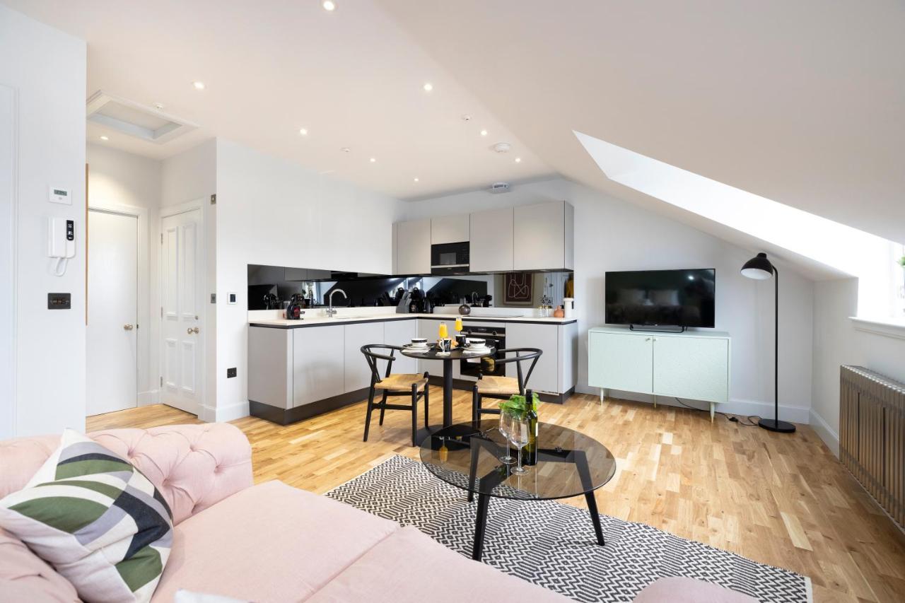 Dragon Suites Luxury Serviced Apartments At Alva Street 에든버러 외부 사진