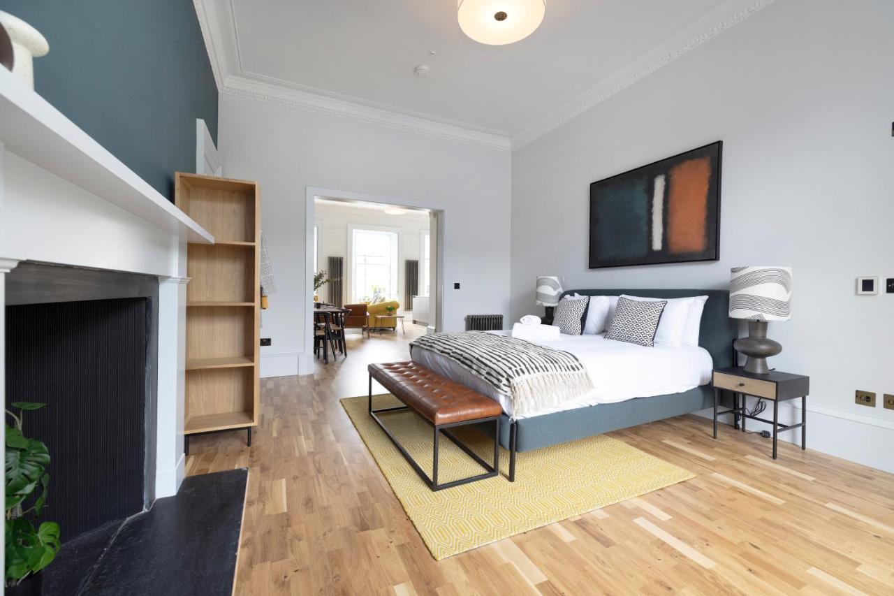 Dragon Suites Luxury Serviced Apartments At Alva Street 에든버러 외부 사진