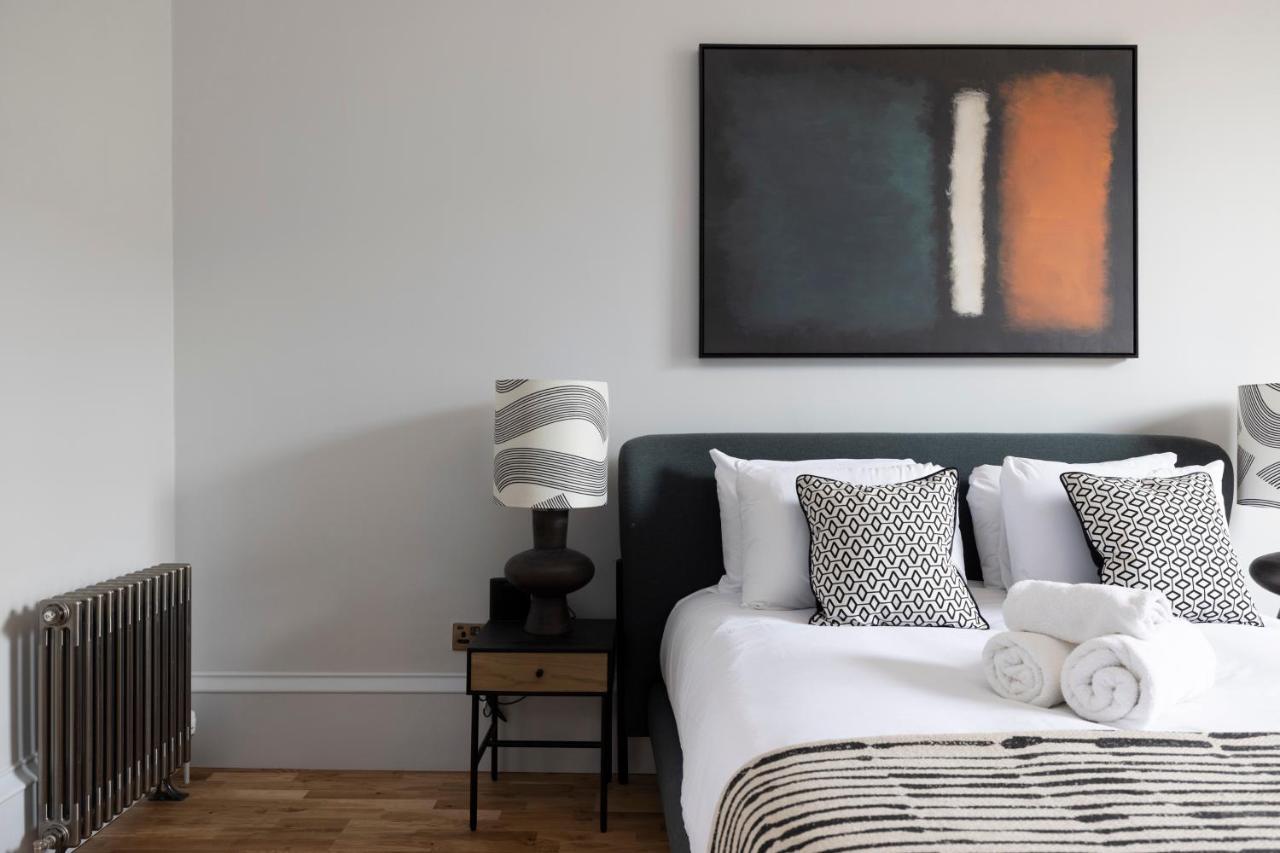 Dragon Suites Luxury Serviced Apartments At Alva Street 에든버러 외부 사진